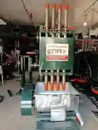 4 Hammer Pounding Machine