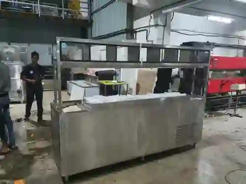 Chat Counter With Undercounter Freezer