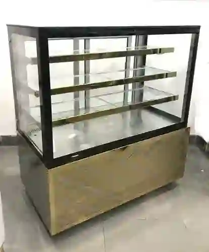 Straight Glass Display Counter